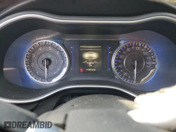 2015 Chrysler 200 Limited z VIN 1C3CCCAB6FN602665, wystawiony jako Copart lot #89352355 z przebiegiem 113 510 mil mil oraz Szkoda całkowita • Salvage title. Historia ofert i sprzedaży dostępna na DreamBid. Obrazek 9.