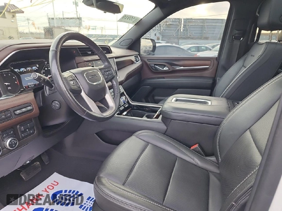 2021 GMC Yukon Denali with VIN 1GKS2DKL4MR143623, listed as a Copart auction lot 41826035 with 92,275 mi miles and Salvage Title. Bid and sale history available at carsss.com. Image 7.