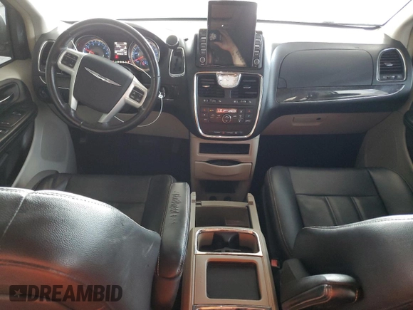 2014 Chrysler Town & Country Touring with VIN 2C4RC1BG3ER273025, listed as a Copart auction lot 54692335 with 137,592 mi miles and Salvage Title. Bid and sale history available at carsss.com. Image 8.