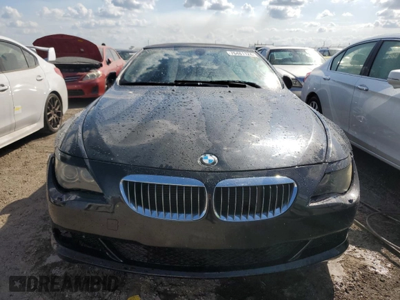 2004 BMW 6 Series 645Ci z VIN WBAEK73424B260088, wystawiony jako Copart lot #76481124 z przebiegiem 105 410 mil mil oraz Nie do naprawy • Non repairable. Historia ofert i sprzedaży dostępna na DreamBid. Obrazek 5.