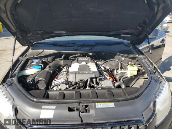2013 Audi Q7 S line Prestige z VIN WA1DGAFE9DD014638, wystawiony jako Copart lot #55858825 z przebiegiem 118 733 mil mil oraz Szkoda całkowita • Salvage title. Historia ofert i sprzedaży dostępna na DreamBid. Obrazek 12.