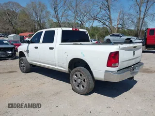 2017 Ram 2500 Tradesman z VIN 3C6UR5CL4HG698671, wystawiony jako IAAI lot #41856048 z przebiegiem 190 209 mil mil oraz . Historia ofert i sprzedaży dostępna na DreamBid. Obrazek 3.