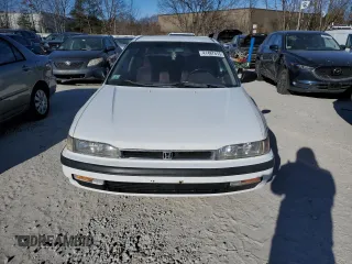 1990 Honda Accord LX with VIN JHMCB7653LC016309, listed as a Copart auction lot 41487615 with 197,362 mi miles and Clean Title. Bid and sale history available at carsss.com. Image 5.