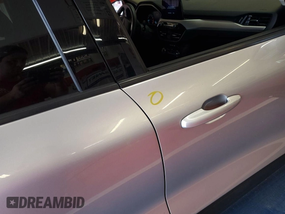 2020 Ford Escape SE with VIN 1FMCU9G69LUA97708, listed as a IAAI auction lot 42624966 with 74,975 mi miles and . Bid and sale history available at DreamBid. Image 9.