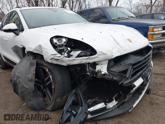 2020 Porsche Macan with VIN WP1AA2A55LLB08364, listed as a IAAI auction lot 41530527 with 91,238 mi miles and . Bid and sale history available at DreamBid. Image 6.