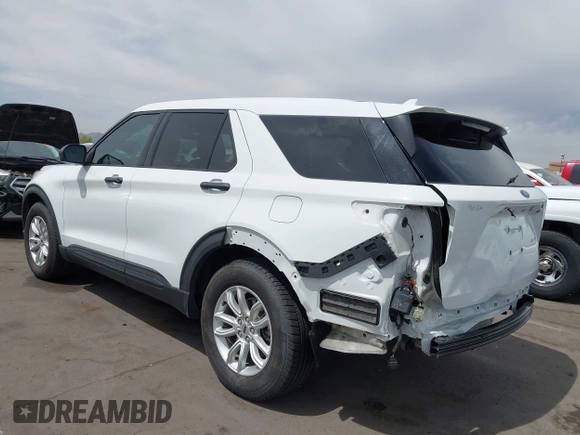 2020 Ford Explorer with VIN 1FMSK7BH8LGC99324, listed as a IAAI auction lot 42379677 with 51,487 mi miles and . Bid and sale history available at DreamBid. Image 3.