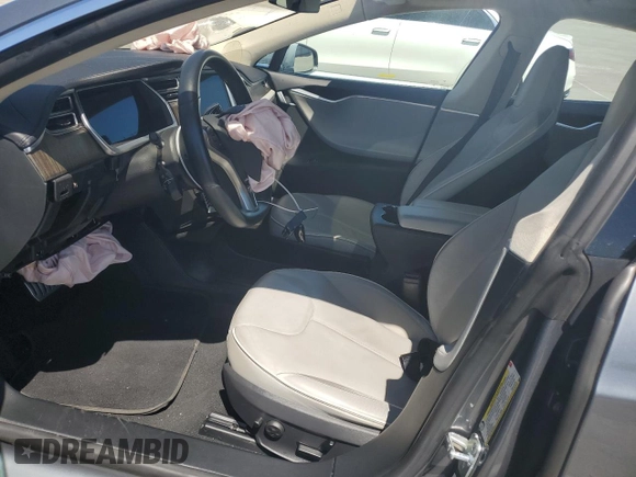 2013 Tesla Model S Performance с VIN 5YJSA1CP1DFP26946, выставлен на аукционе Copart как лот 50133094 с пробегом 80 045 миль миль и Списание • Salvage title. История ставок и продаж доступна на DreamBid. Изображение 7.