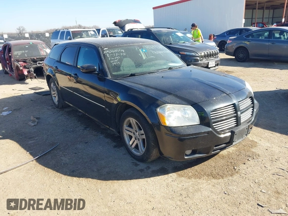 2005 Dodge Magnum SE with VIN 2D4FV48V55H661046, listed as a IAAI auction lot 41644364 with 125,400 mi miles and . Bid and sale history available at carsss.com. Image 1.