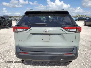 2021 Toyota RAV4 XLE Premium с VIN 2T3C1RFV2MW132387, выставлен на аукционе Copart как лот 61073075 с пробегом 40 622 миль миль и Списание • Salvage title. История ставок и продаж доступна на DreamBid. Изображение 6.