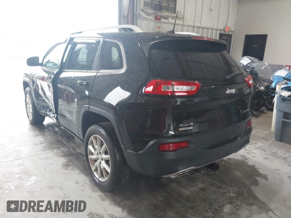 2016 Jeep Cherokee Limited with VIN 1C4PJMDSXGW233096, listed as a IAAI auction lot 42337333 with 39,475 mi miles and . Bid and sale history available at DreamBid. Image 3.