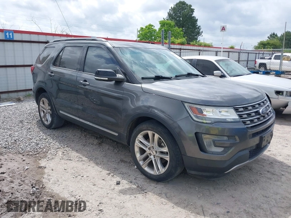 2017 Ford Explorer XLT with VIN 1FM5K7D84HGA75050, listed as a IAAI auction lot 39277027 with 131,413 mi miles and . Bid and sale history available at carsss.com. Image 1.
