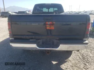 2000 Dodge Ram 2500 with VIN 1B7KF2365YJ117078, listed as a Copart auction lot 74572804 with 0 mi miles and Salvage Title. Bid and sale history available at carsss.com. Image 6.