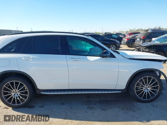 2019 Mercedes-Benz GLC 300 z VIN WDC0G4KB1KV151611, wystawiony jako IAAI lot #41840560 z przebiegiem 60 102 mil mil oraz . Historia ofert i sprzedaży dostępna na DreamBid. Obrazek 14.