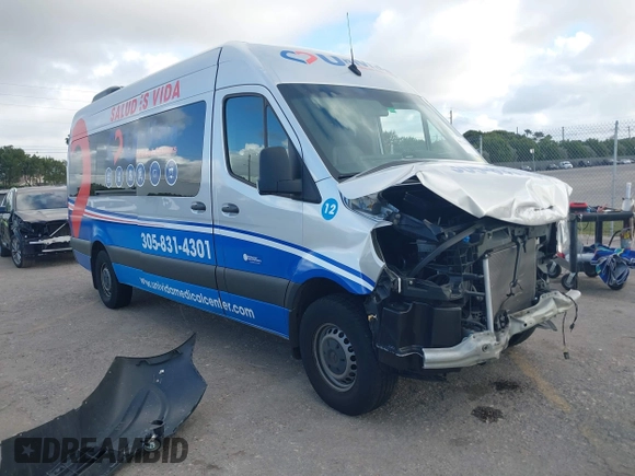 2023 Mercedes-Benz Sprinter Passenger with VIN W1Z4NGHY0PT125750, listed as a IAAI auction lot 41123608 with 47,529 mi miles and . Bid and sale history available at carsss.com. Image 1.