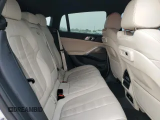 2021 BMW X6 sDrive40i z VIN 5UXCY4C08M9F34312, wystawiony jako Copart lot #87206474 z przebiegiem 67 851 mil mil oraz Czysty tytuł • Clean title. Historia ofert i sprzedaży dostępna na DreamBid. Obrazek 11.