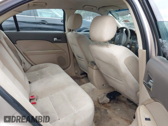 2007 Ford Fusion SE with VIN 3FAHP01127R269512, listed as a IAAI auction lot 41731182 with 227,870 mi miles. Bid and sale history available at carsss.com. Image 8.