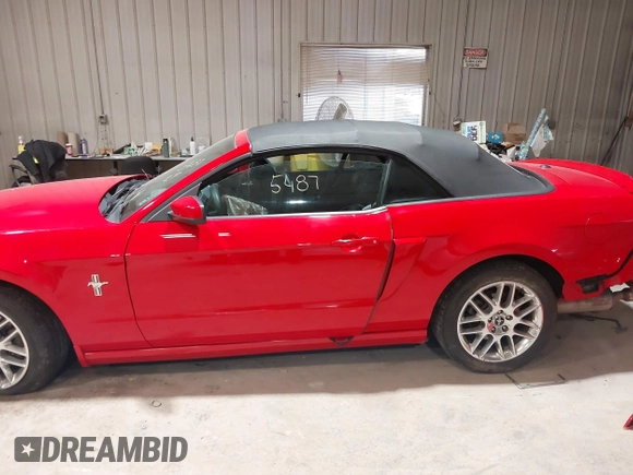 2014 Ford Mustang V6 with VIN 1ZVBP8EM9E5303736, listed as a IAAI auction lot 41895487 with 130,149 mi miles. Bid and sale history available at carsss.com. Image 14.