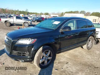 2015 Audi Q7 3.0L TDI Premium with VIN WA1CMAFE6FD019951, listed as a IAAI auction lot 41590509 with 125,000 mi miles. Bid and sale history available at carsss.com. Image 2.