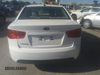 2011 Kia Forte LX with VIN KNAFT4A20B5350871, listed as a IAAI auction lot 41381614 with 170,598 mi miles. Bid and sale history available at carsss.com. Image 16.