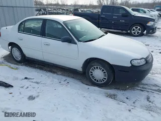 2004 Chevrolet Classic with VIN 1G1ND52F84M664305, listed as a IAAI auction lot 41350687 with 1 mi miles. Bid and sale history available at carsss.com. Image 1.