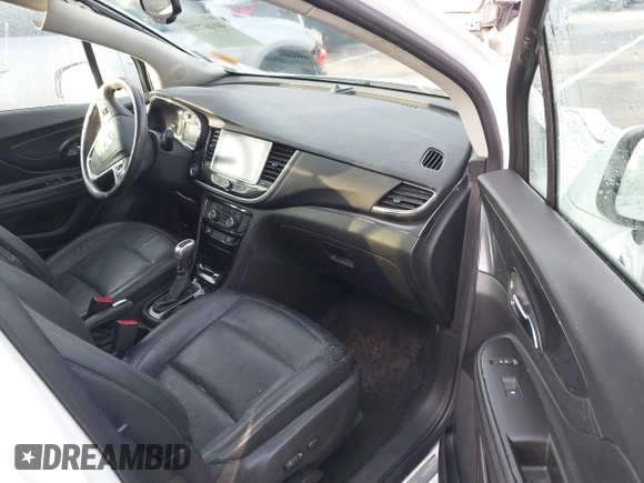 2019 Buick Encore Essence with VIN KL4CJCSM0KB774925, listed as a IAAI auction lot 41167710 with 95,667 mi miles. Bid and sale history available at carsss.com. Image 5.