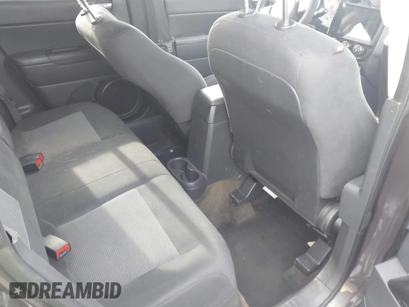 2016 Jeep Patriot Sport with VIN 1C4NJPBB7GD678001, listed as a IAAI auction lot 42079425 with 181,261 mi miles and . Bid and sale history available at carsss.com. Image 8.