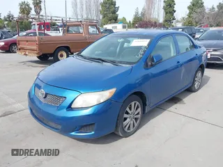 2010 Toyota Corolla z VIN 2T1BU4EE7AC431256, wystawiony jako IAAI lot #41841052 z przebiegiem 221 003 mil mil oraz . Historia ofert i sprzedaży dostępna na DreamBid. Obrazek 6.