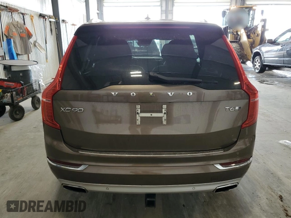 2017 Volvo XC90 Inscription с VIN YV4A22PL4H1182797, выставлен на аукционе Copart как лот 52016625 с пробегом 139 880 миль миль и Списание • Salvage title. История ставок и продаж доступна на DreamBid. Изображение 6.