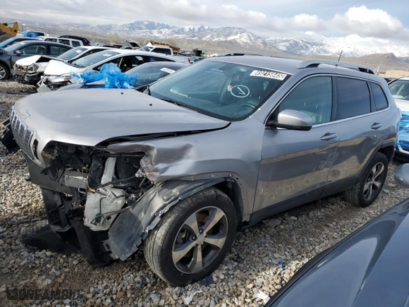 2019 Jeep Cherokee Limited with VIN 1C4PJMDXXKD303731, listed as a Copart auction lot 49215645 with 114,732 mi miles and Clean Title. Bid and sale history available at carsss.com. Image 1.