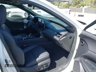 2024 Lexus RX 350h with VIN 2T2BBMCA2RC041498, listed as a IAAI auction lot 42267376 with 14,263 mi miles and . Bid and sale history available at DreamBid. Image 5.