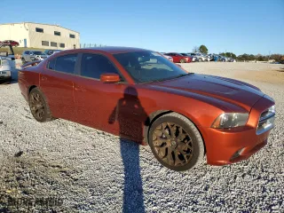 2013 Dodge Charger RT Plus with VIN 2C3CDXCT2DH570684, listed as a Copart auction lot 81925334 with 144,804 mi miles and Salvage Title. Bid and sale history available at carsss.com. Image 4.