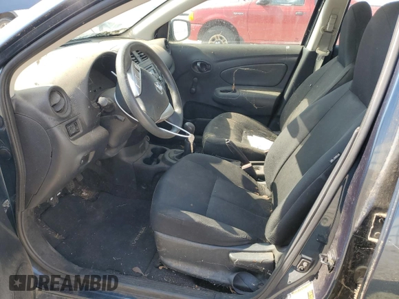 2017 Nissan Versa S Plus z VIN 3N1CN7AP4HL870970, wystawiony jako Copart lot #59302015 z przebiegiem 70 568 mil mil oraz Szkoda całkowita • Salvage title. Historia ofert i sprzedaży dostępna na DreamBid. Obrazek 7.