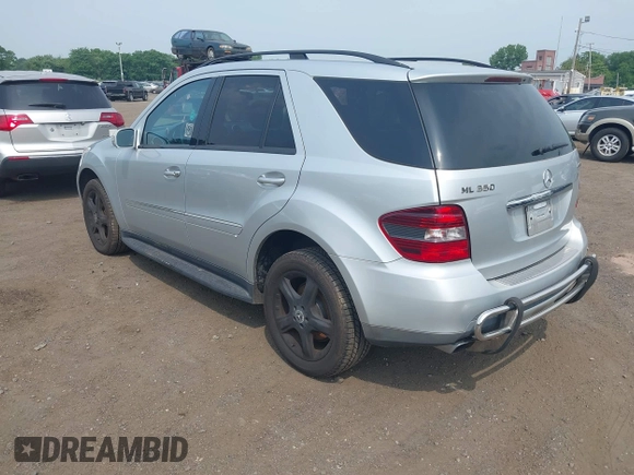 2008 Mercedes-Benz M 350 с VIN 4JGBB86E18A328811, выставлен на аукционе IAAI как лот 42511891 с пробегом 132 407 миль миль и . История ставок и продаж доступна на DreamBid. Изображение 3.