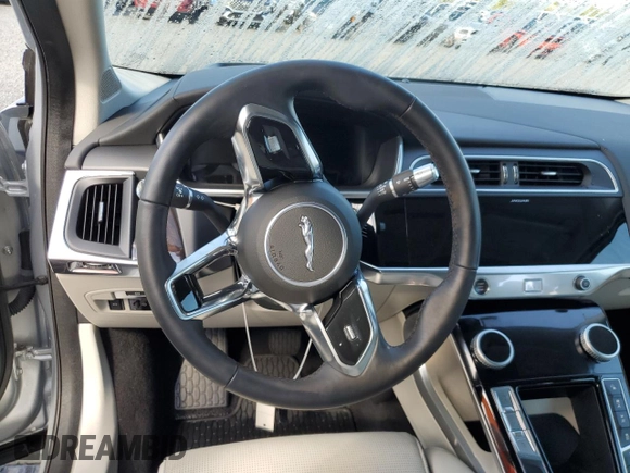 2020 Jaguar I-Pace SE z VIN SADHC2S1XL1F81363, wystawiony jako Copart lot #73839674 z przebiegiem Nie podano mil oraz Nie do naprawy • Non repairable. Historia ofert i sprzedaży dostępna na DreamBid. Obrazek 8.