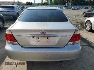 2005 Toyota Camry LE z VIN 4T1BE30K85U569235, wystawiony jako Copart lot #60223665 z przebiegiem 207 341 mil mil oraz Szkoda całkowita • Salvage title. Historia ofert i sprzedaży dostępna na DreamBid. Obrazek 6.