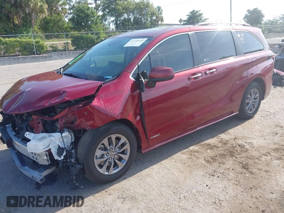 2021 Toyota Sienna XLE z VIN 5TDYRKEC2MS028134, wystawiony jako IAAI lot #42152640 z przebiegiem 107 427 mil mil oraz . Historia ofert i sprzedaży dostępna na DreamBid. Obrazek 17.