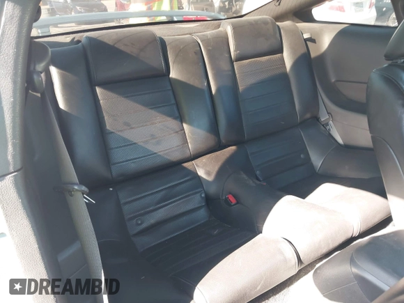 2006 Ford Mustang GT Deluxe with VIN 1ZVHT82H865256343, listed as a IAAI auction lot 42550238 with 153,700 mi miles and . Bid and sale history available at DreamBid. Image 8.
