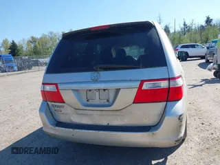 2006 Honda Odyssey LX with VIN 5FNRL38236B127129, listed as a IAAI auction lot 42041994 with 282,313 mi miles. Bid and sale history available at carsss.com. Image 16.