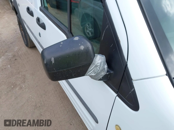 2010 Ford Transit Connect XL z VIN NM0LS7AN1AT017316, wystawiony jako IAAI lot #42182205 z przebiegiem 142 000 mil mil oraz . Historia ofert i sprzedaży dostępna na DreamBid. Obrazek 12.