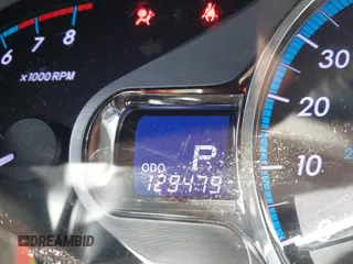 2011 Toyota Sienna XLE AAS with VIN 5TDYK3DC5BS039959, listed as a IAAI auction lot 41803881 with 129,479 mi miles. Bid and sale history available at carsss.com. Image 16.
