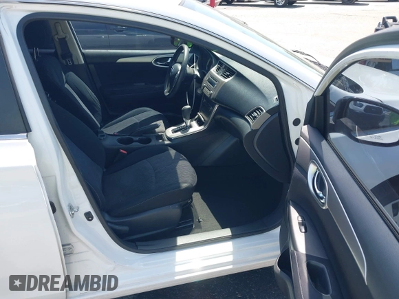 2014 Nissan Sentra SR with VIN 3N1AB7AP7EY261404, listed as a IAAI auction lot 42081926 with 170,567 mi miles and . Bid and sale history available at DreamBid. Image 5.
