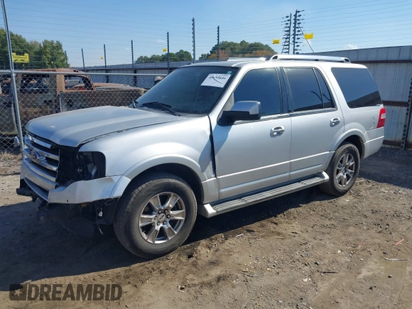 2013 Ford Expedition Limited z VIN 1FMJU1K55DEF45140, wystawiony jako IAAI lot #40653896 z przebiegiem 178 027 mil mil oraz . Historia ofert i sprzedaży dostępna na DreamBid. Obrazek 19.