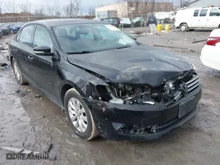 2013 Volkswagen Passat S with VIN 1VWAP7A36DC074395, listed as a IAAI auction lot 41493148 with 142,834 mi miles. Bid and sale history available at carsss.com. Image 1.