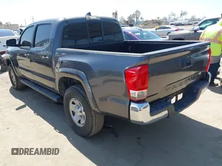 2016 Toyota Tacoma SR5 with VIN 5TFAX5GN7GX055884, listed as a IAAI auction lot 41943589 with 85,443 mi miles. Bid and sale history available at carsss.com. Image 3.