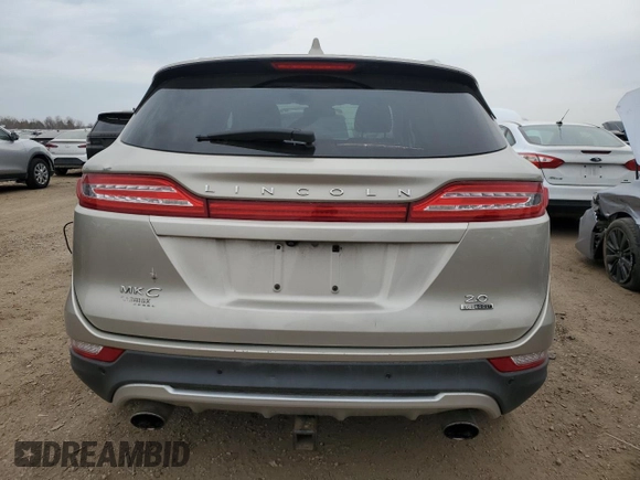 2015 Lincoln MKC z VIN 5LMCJ1A93FUJ07566, wystawiony jako Copart lot #53621655 z przebiegiem 116 018 mil mil oraz Szkoda całkowita • Salvage title. Historia ofert i sprzedaży dostępna na DreamBid. Obrazek 6.