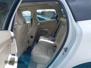 2014 Volvo XC60 R-Design Premier Plus z VIN YV4902DZ5E2554526, wystawiony jako IAAI lot #41764512 z przebiegiem 129 230 mil mil oraz . Historia ofert i sprzedaży dostępna na DreamBid. Obrazek 8.