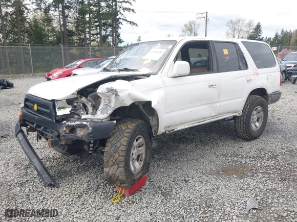 1998 Toyota 4Runner Limited with VIN JT3HN87R4W0167059, listed as a IAAI auction lot 41954926 with 304,536 mi miles. Bid and sale history available at carsss.com. Image 17.