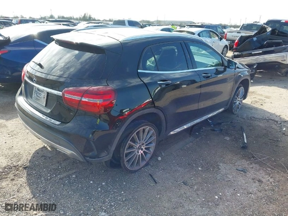 2019 Mercedes-Benz GLA with VIN WDCTG4EB0KJ553071, listed as a IAAI auction lot 41242047 with 38,203 mi miles. Bid and sale history available at carsss.com. Image 4.