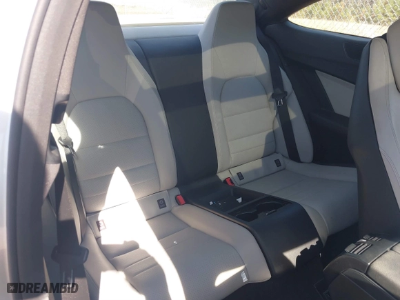 2012 Mercedes-Benz C-Class C 250 with VIN WDDGJ4HB8CF822528, listed as a IAAI auction lot 41702305 with 161,346 mi miles. Bid and sale history available at carsss.com. Image 8.