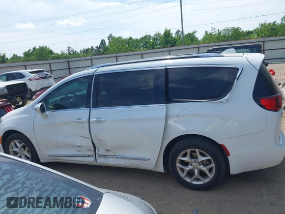 2020 Chrysler Pacifica Limited z VIN 2C4RC1GG6LR171708, wystawiony jako IAAI lot #42016454 z przebiegiem 97 162 mil mil oraz . Historia ofert i sprzedaży dostępna na DreamBid. Obrazek 15.